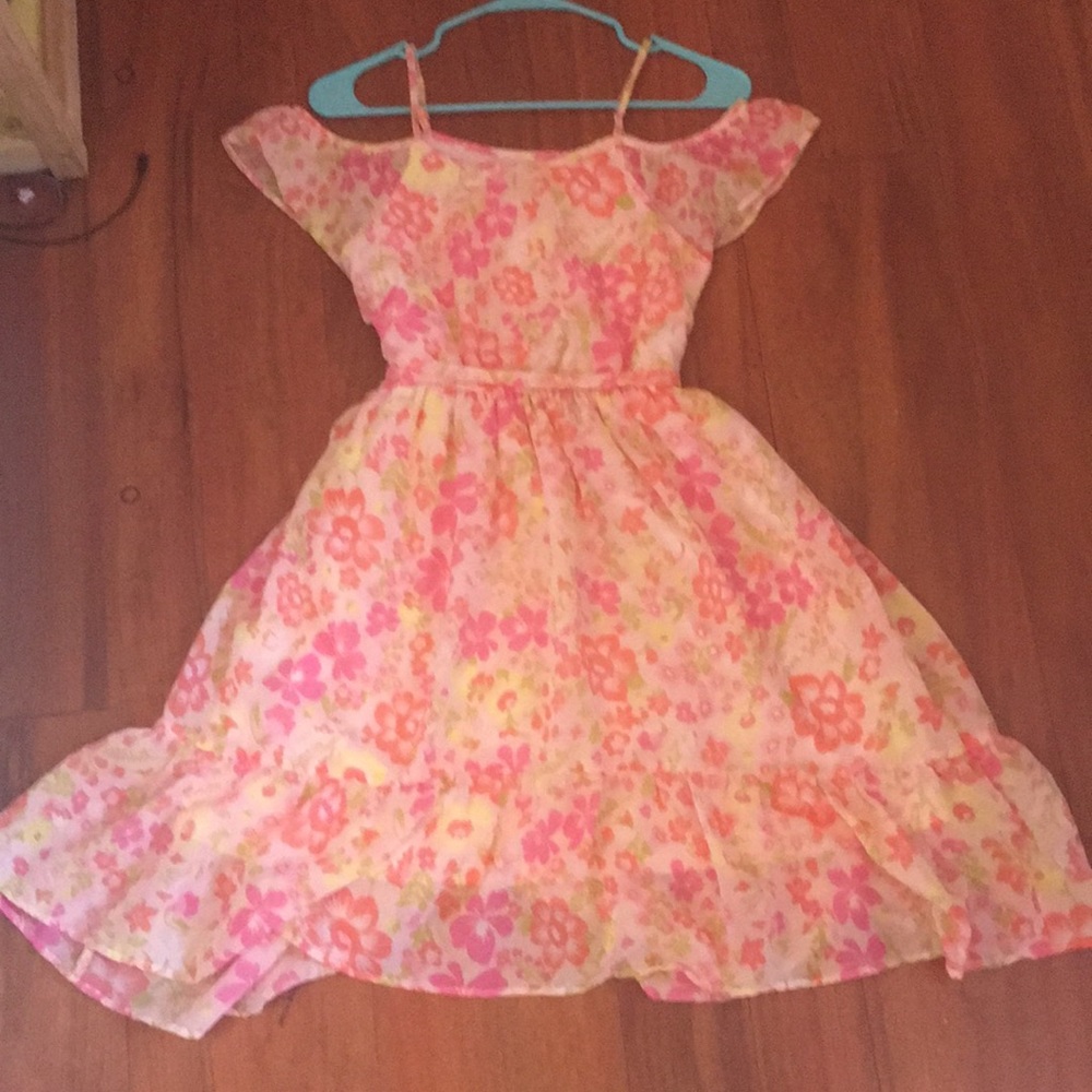 A beautiful ruffle children’s place outfit